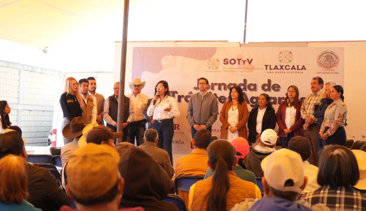 Con éxito lleva Leticia Martínez Jornada de Trámites Agrarios a Atltzayanca