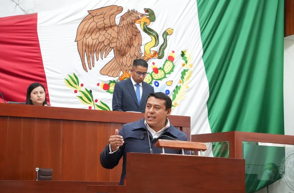 No defiendo a un individuo, defiendo a mi gobernadora: Rubén Terán Águila
