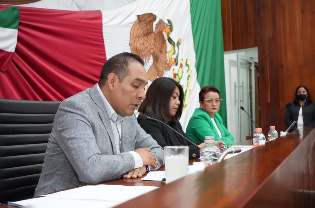 Propone diputado Miguel Ángel Caballero Yonca modificaciones a la Ley Orgánica del Poder Legislativo
