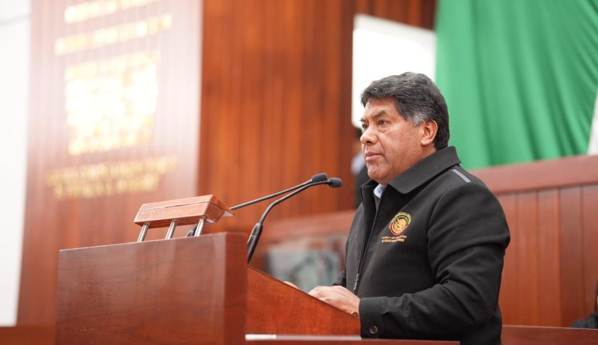 Impulsa diputado Vicente Morales la modernización de la función notarial en Tlaxcala