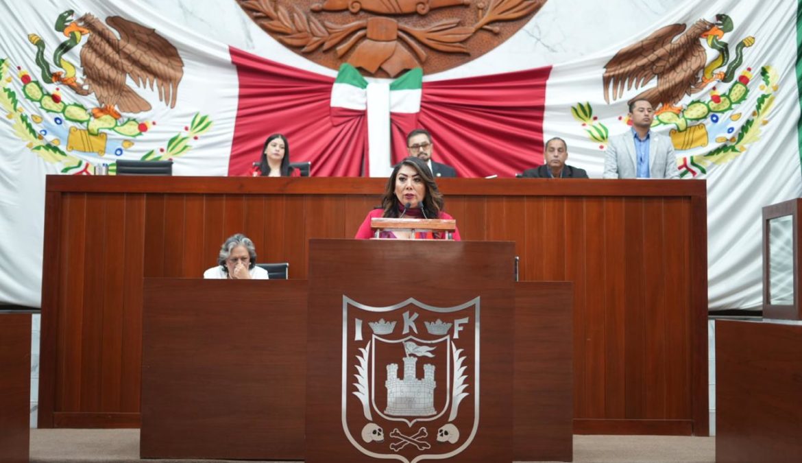 Proponen inscribir con letras doradas en el muro de honor del Poder Legislativo local “Universidad Autónoma de Tlaxcala”