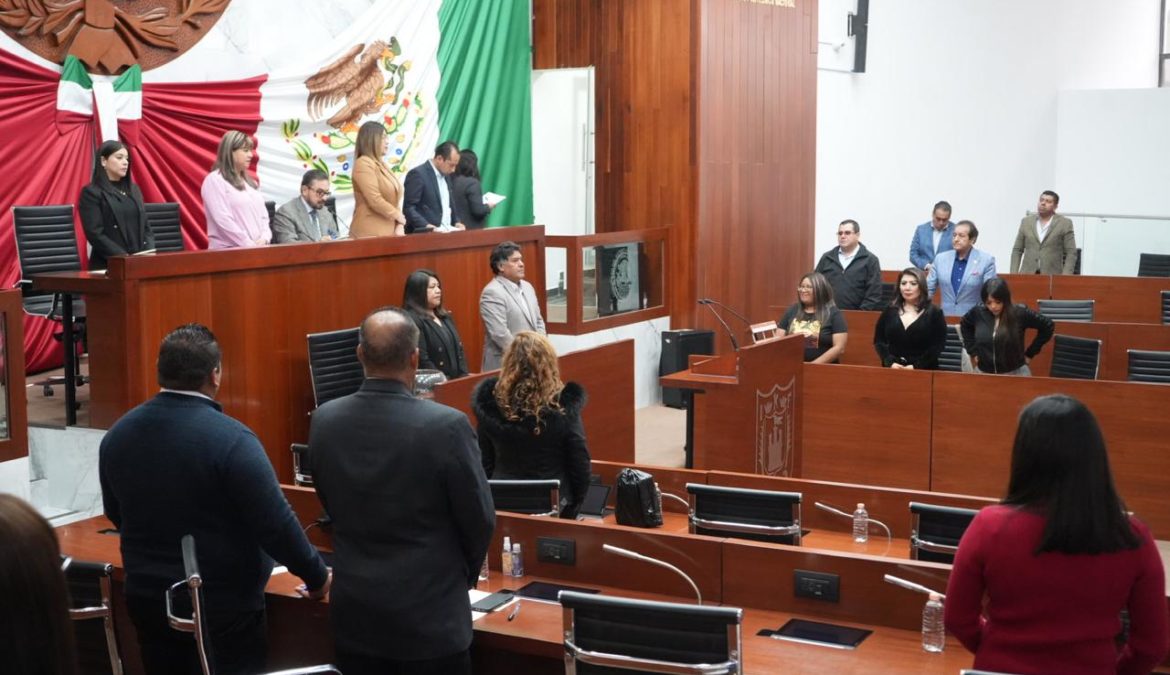 Se reestructuran los grupos parlamentarios y coordinadores del Congreso de Tlaxcala