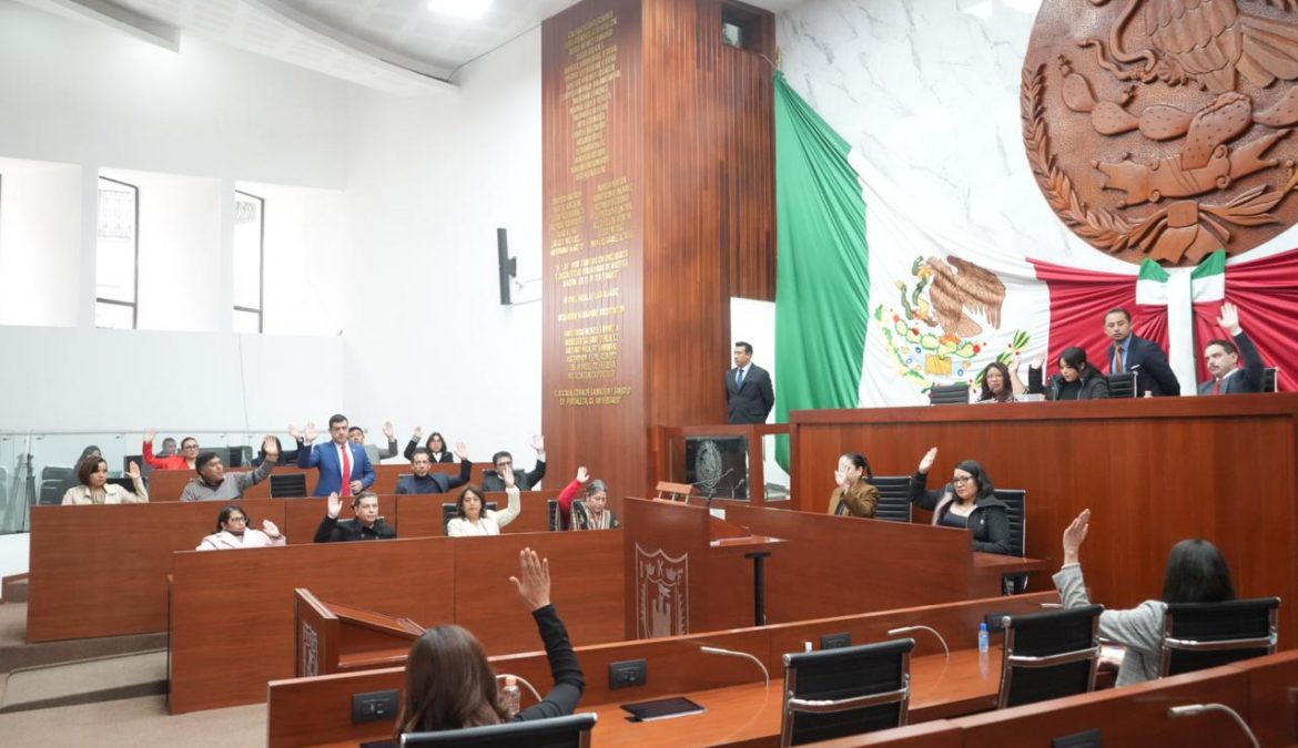 Aprueba LXV Legislatura reformas a la Constitución local