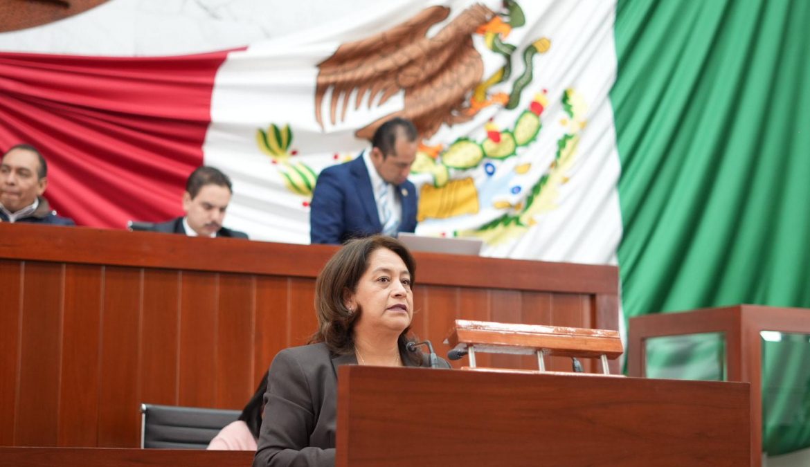 Propone diputada Ana Bertha Mastranzo reforma para regular alimentos procesados en escuelas de Tlaxcala Propone diputada Ana Bertha Mastranzo reforma para regular alimentos procesados en escuelas de Tlaxcala
