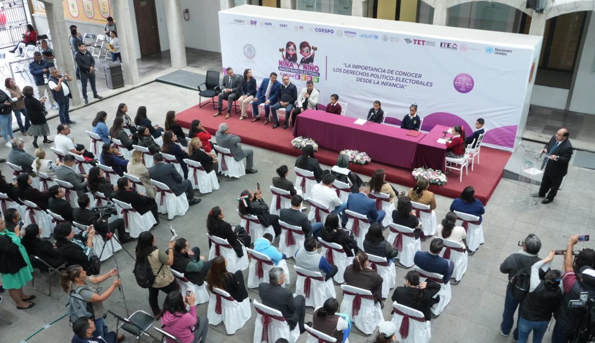 Reconocen en el Congreso a “Niña y Niño Magistrado Electoral”