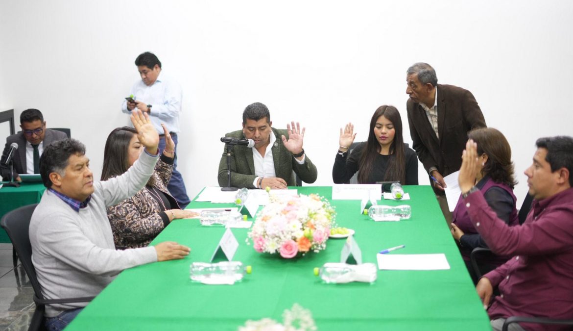 Ratifican Comisiones Unidas dictamen de Iniciativas de Reforma a la Constitución local en beneficio de las mujeres tlaxcaltecas Ratifican Comisiones Unidas dictamen de Iniciativas de Reforma a la Constitución local en beneficio de las mujeres tlaxcaltecas