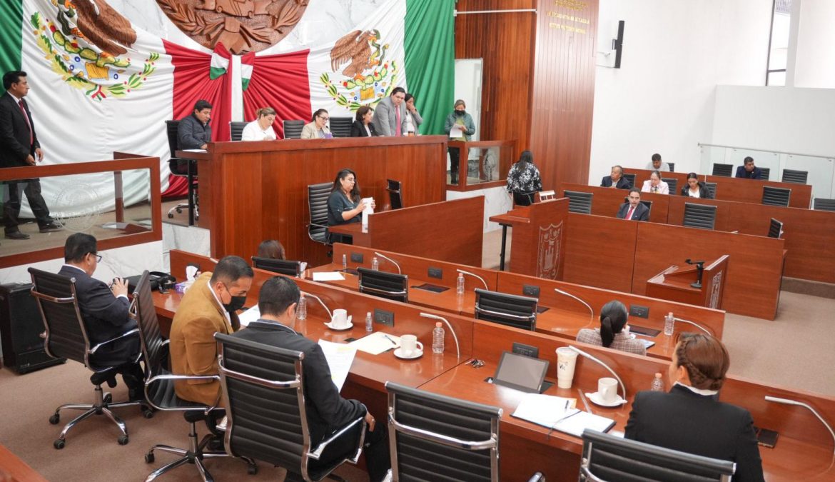 Expide el Congreso Ley de Condecoraciones y Estímulos para policías de Tlaxcala Expide el Congreso Ley de Condecoraciones y Estímulos para policías de Tlaxcala