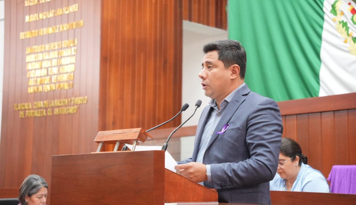 Presenta diputado David Martínez Iniciativa de Reformas a la Ley de Turismo de Tlaxcala