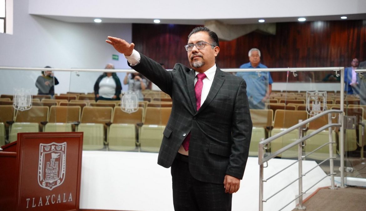 Designa Congreso nuevo titular del Órgano Interno de Control de la Fiscalía