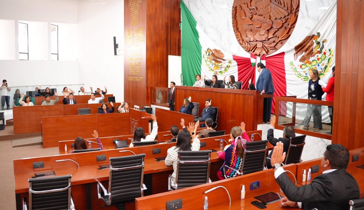 Eligen legisladores a integrantes de la Mesa Directiva para el primer periodo ordinario del segundo año de ejercicio legal