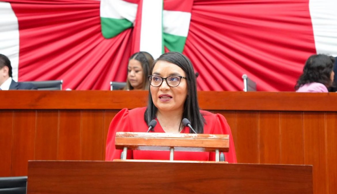 Propone Laura  Flores  Lozano Iniciativa para fortalecer certeza fiscal en municipios