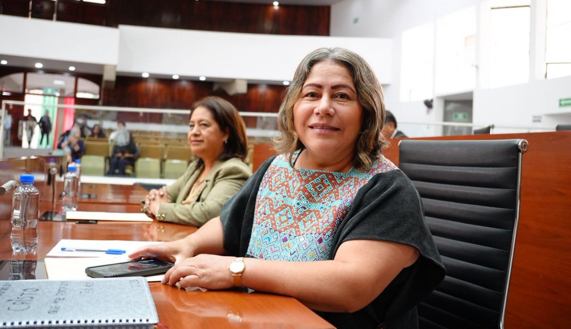 Diputada Blanca Águila Lima se declara independiente en el Congreso del Estado