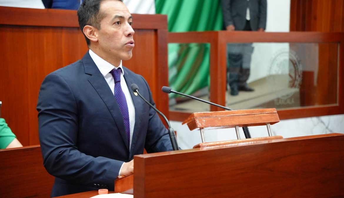 Propone Bladimir Zainos inscribir con letras doradas la leyenda “Ciudad de Tlaxcala, 500 años” en el muro de honor del Congreso