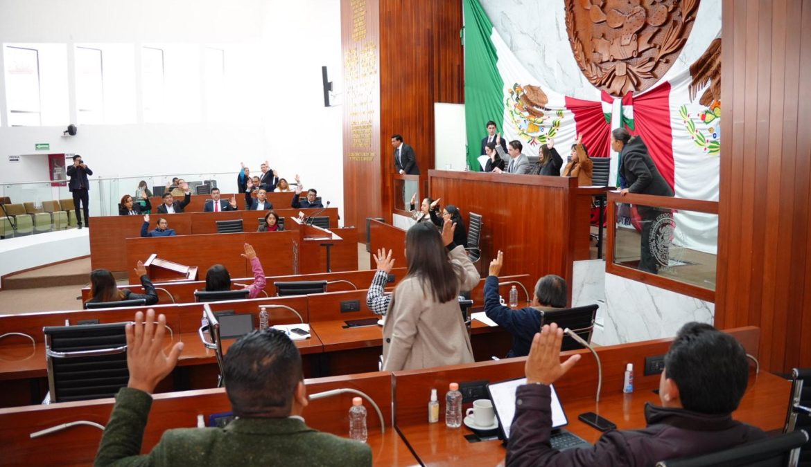 Avala LXV Legislatura armonización Constitucional en materia de acceso a la información