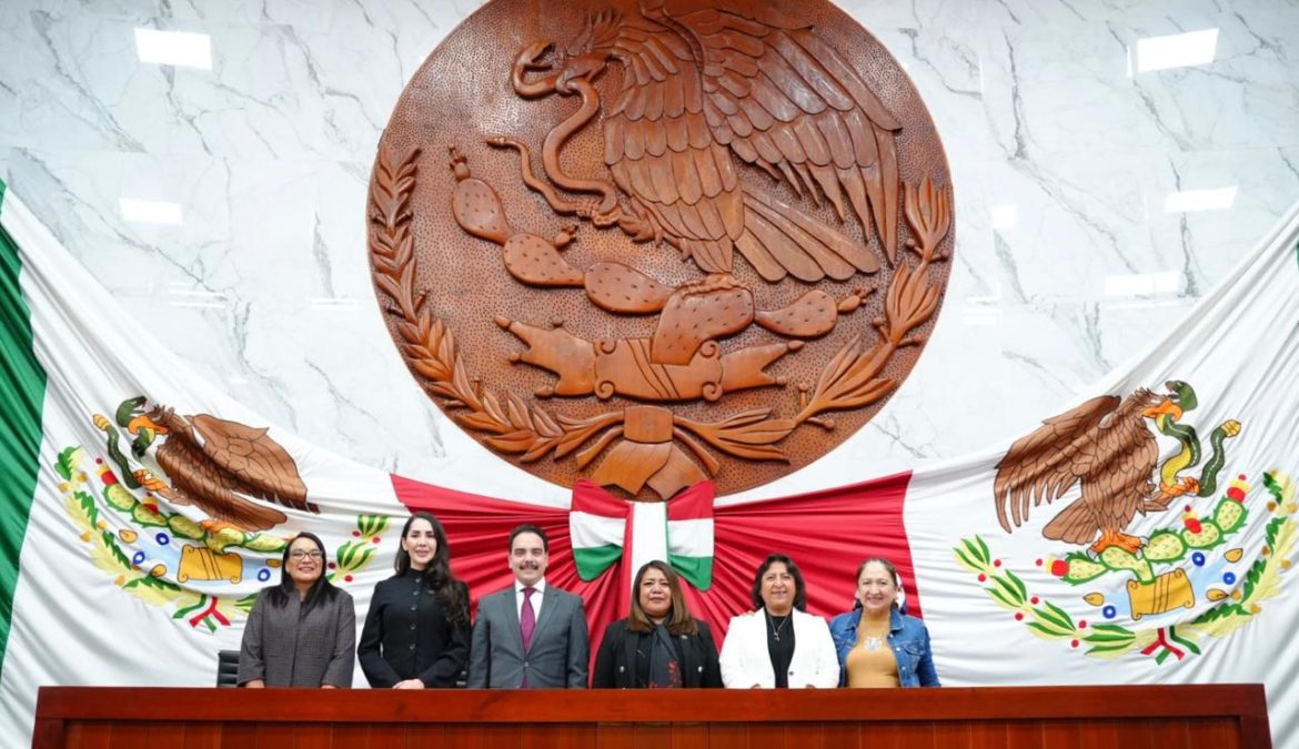 Concluye Primer Periodo Ordinario de la LXV Legislatura Concluye Primer Periodo Ordinario de la LXV Legislatura