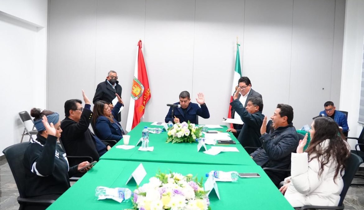 Comisión de Puntos Constitucionales, Gobernación y Justicia, y Asuntos Políticos aprueba dictámenes sobre patrimonio municipal y acuerdos legislativos