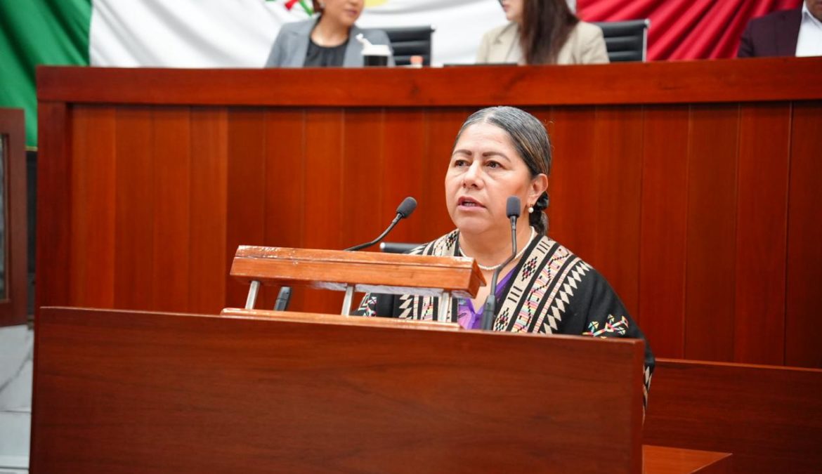 Impulsa Blanca Águila reformas para institucionalizar capacitación obligatoria en perspectiva de género en el servicio público