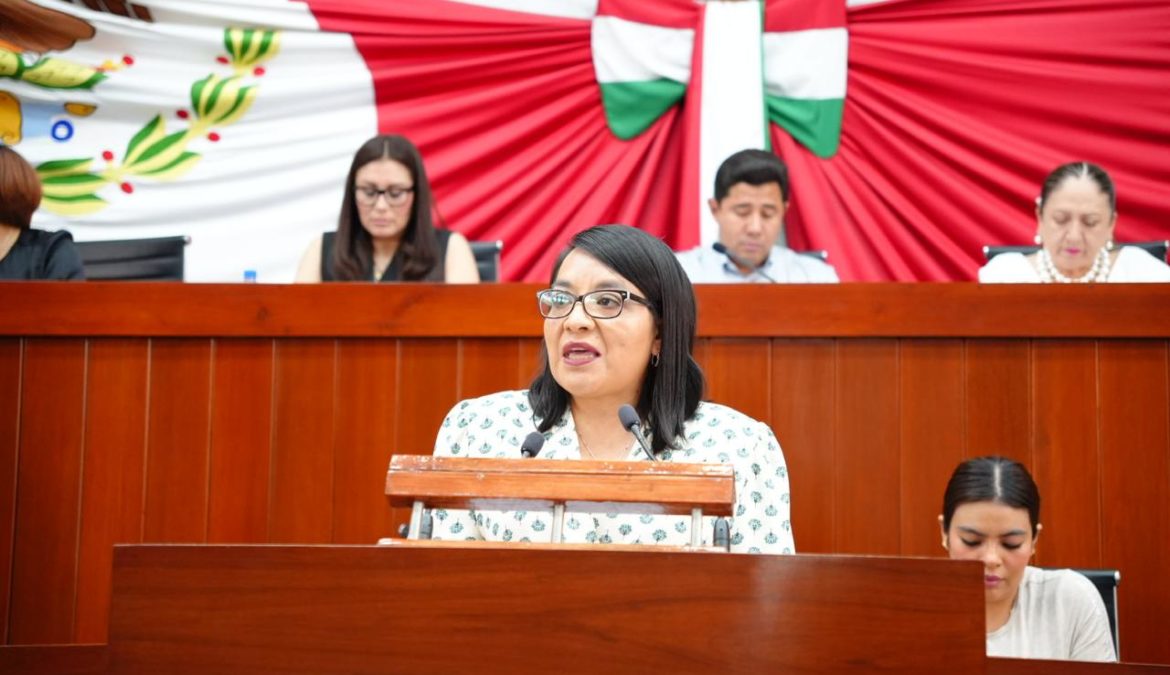 Impulsa Laura Flores reforma para garantizar entornos escolares seguros en Tlaxcala