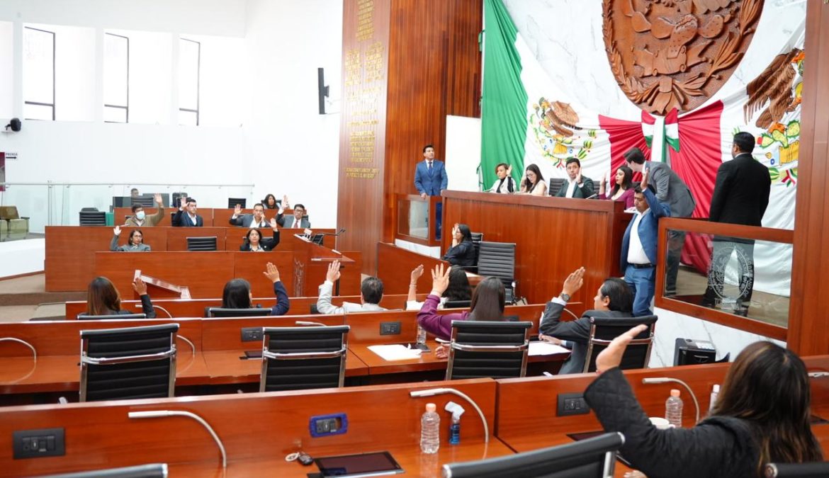 Crea Congreso comisiones especiales para atender solicitud de juicios políticos y procedimiento de revocación de mandato