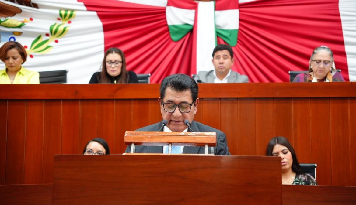 Impulsa Héctor Ortiz estímulos al arte