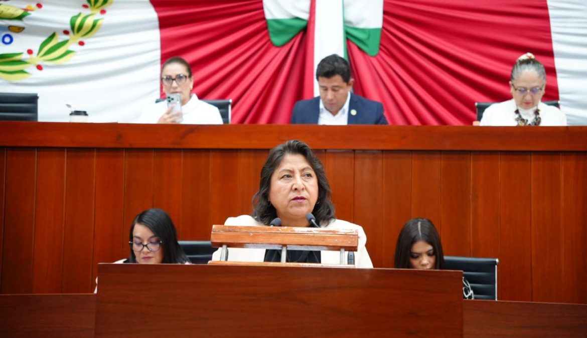 Impulsa Engracia Morales reformas para garantizar derechos de personas con autismo en Tlaxcala