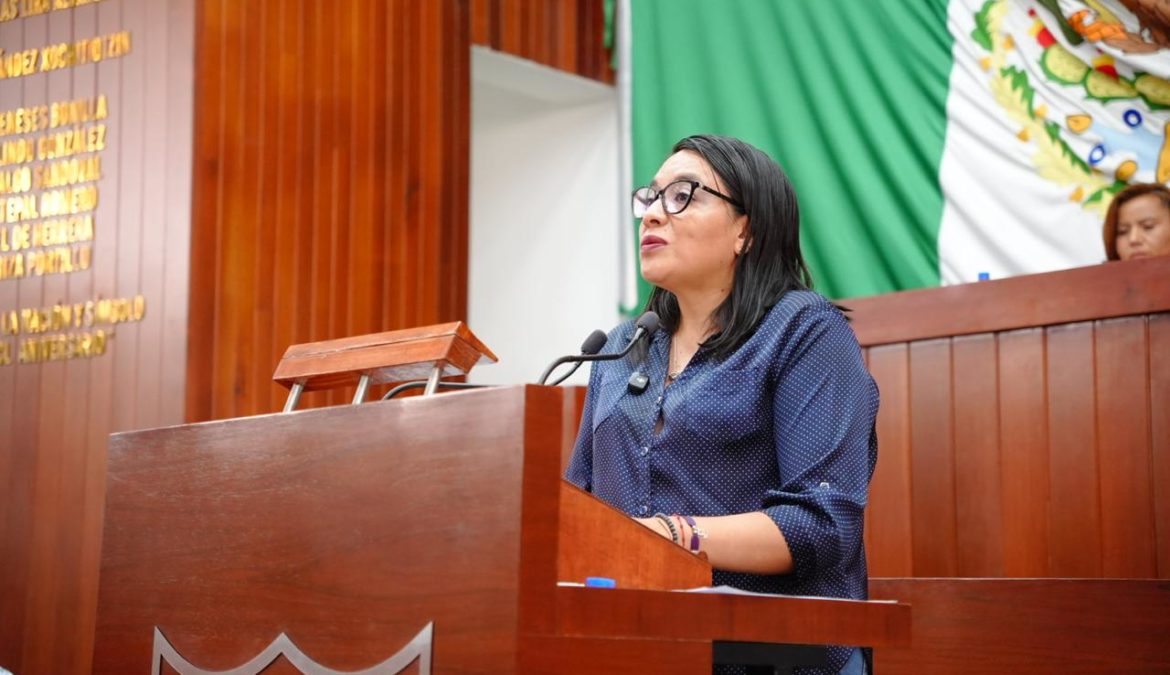 Propone Laura Flores crear Fiscalía Especializada de Asuntos Internos para fortalecer el control interno en la procuración de justicia Propone Laura Flores crear Fiscalía Especializada de Asuntos Internos para fortalecer el control interno en la procuración de justicia