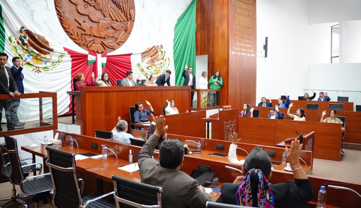 La LXV Legislatura del Congreso del Estado, autoriza al Municipio de Ixtenco desincorporar y ejercer actos de dominio respecto de unidades vehiculares del patrimonio municipal La LXV Legislatura del Congreso del Estado, autoriza al Municipio de Ixtenco desincorporar y ejercer actos de dominio respecto de unidades vehiculares del patrimonio municipal