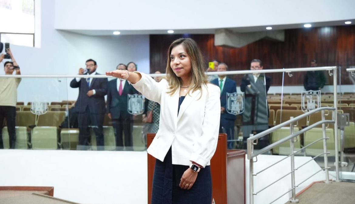 Congreso del Estado toma protesta a María José Castillo Ruiz como Juez Civil y Familiar del Distrito Judicial de Xicohténcatl