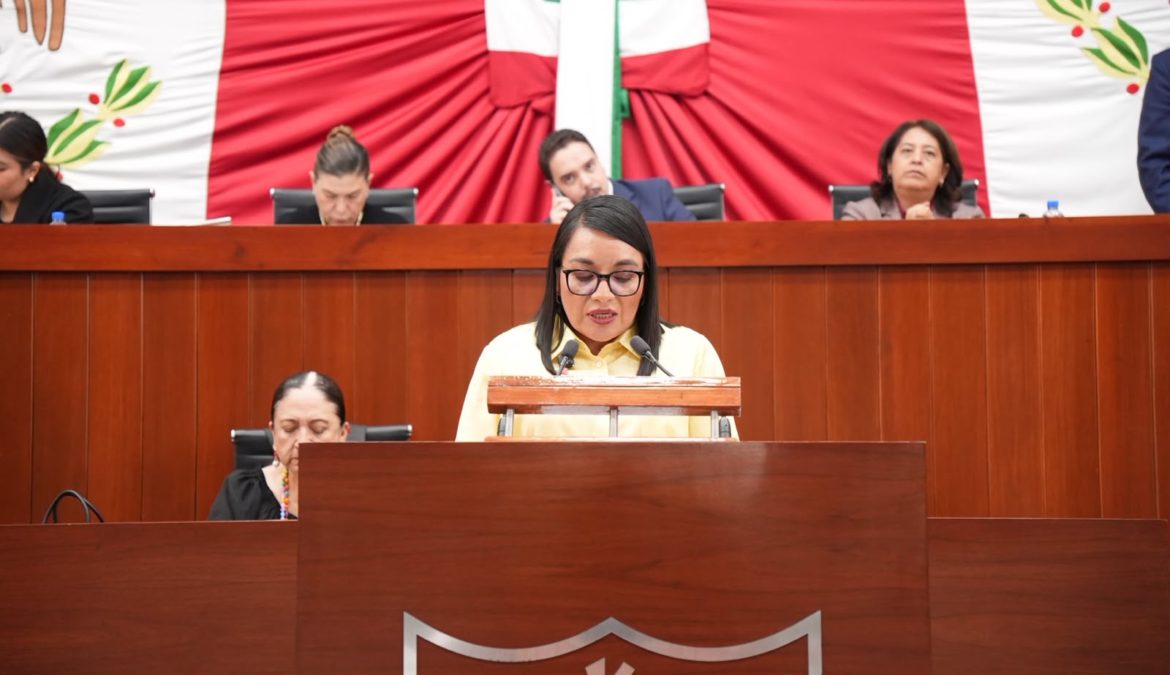 Propone Laura Flores eliminar cobros por aclaraciones y rectificaciones administrativas de actas del Registro Civil
