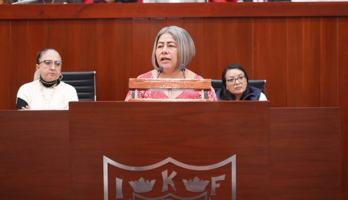 Presenta Blanca Águila Iniciativa de Ley para regular la herbolaria y la fitoterapia en el sistema de salud de Tlaxcala
